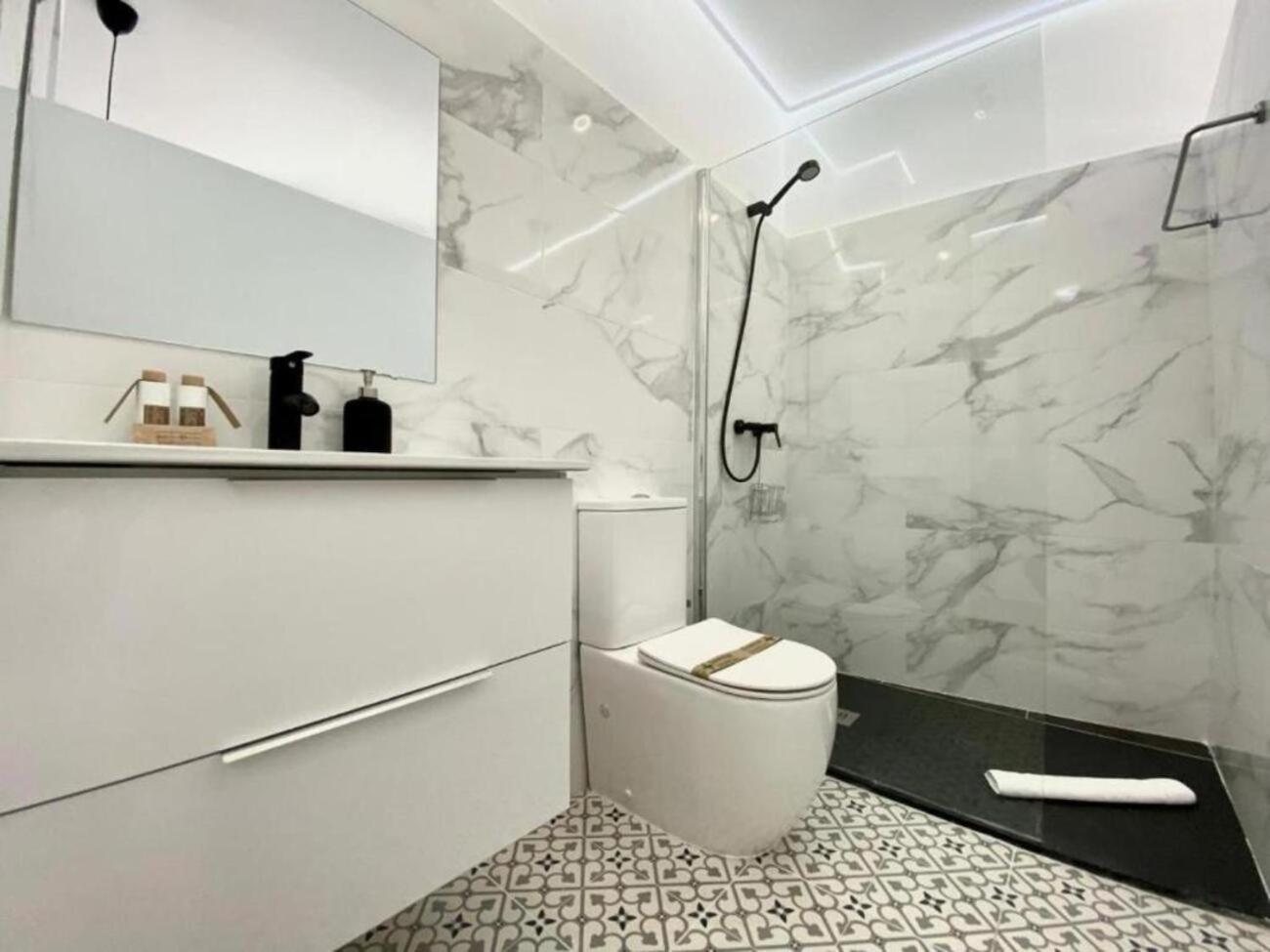 Royal Suites Madrid Exterior foto